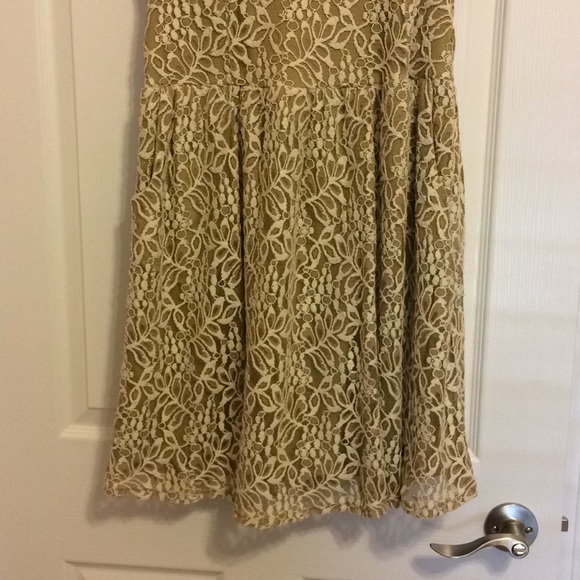 Flowy sleeveless floral dress, size large - Picture 2 of 4